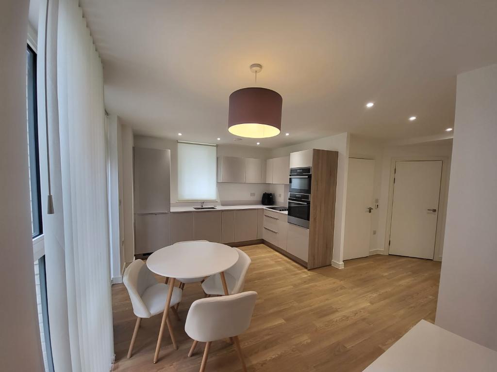 Loop Court, Greenwich, London, SE10 0TA